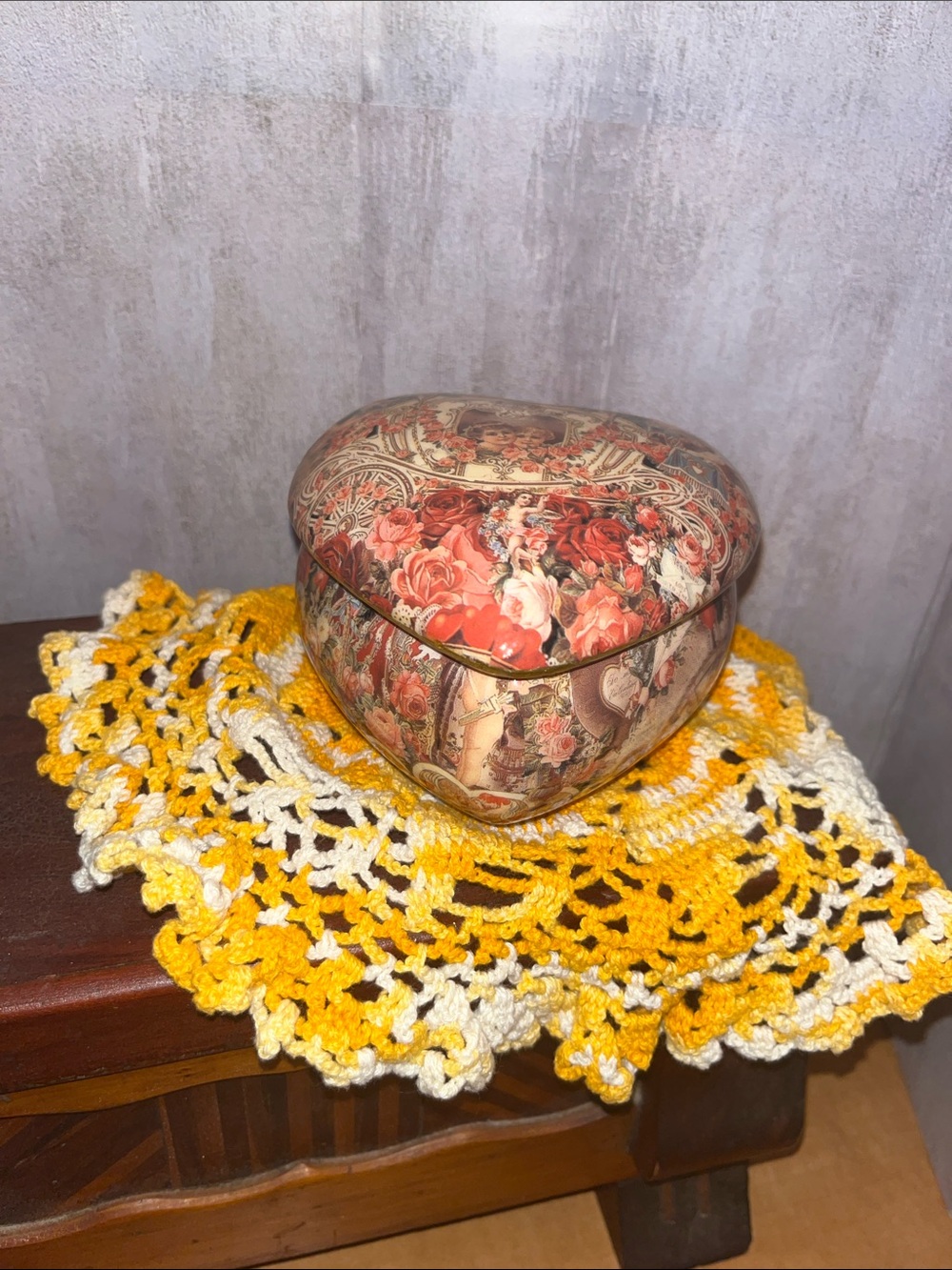 Victorian Style Heart Trinket Box Cherub Roses Decoupage Jewelry Keepsake Box